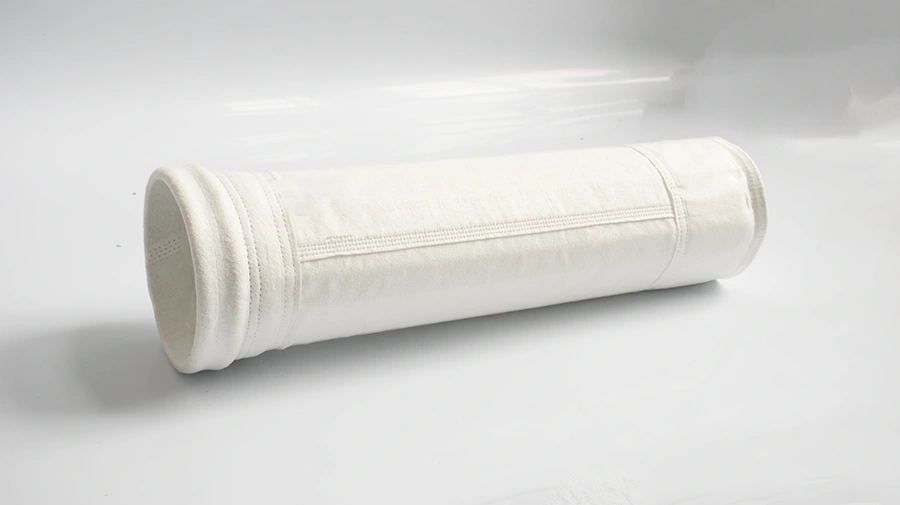 Manche filtrante en PTFE hydrolié pour gaz de combustion corrosifs